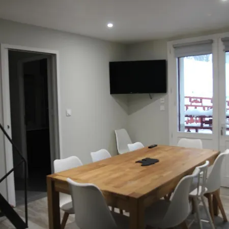 Petit Des Fresnes 1 *